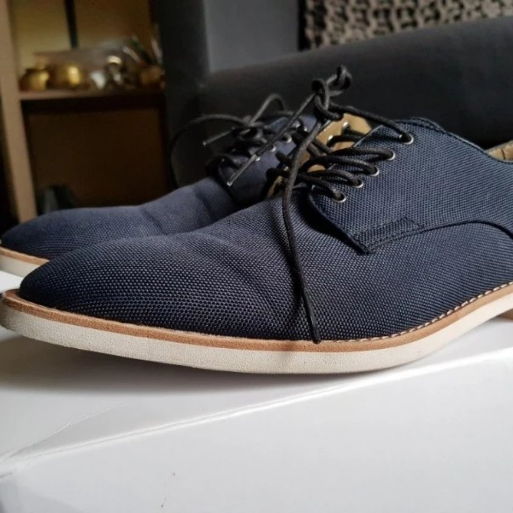 Calvin Klein's Aggussie Nylon Oxford